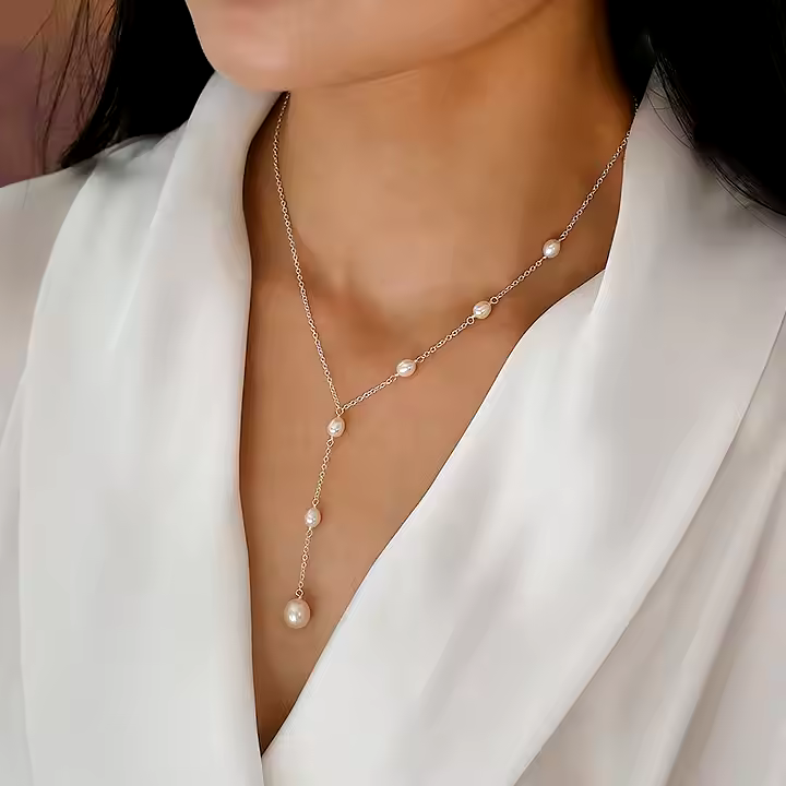 Collar Vintage con Perlas Colgantes